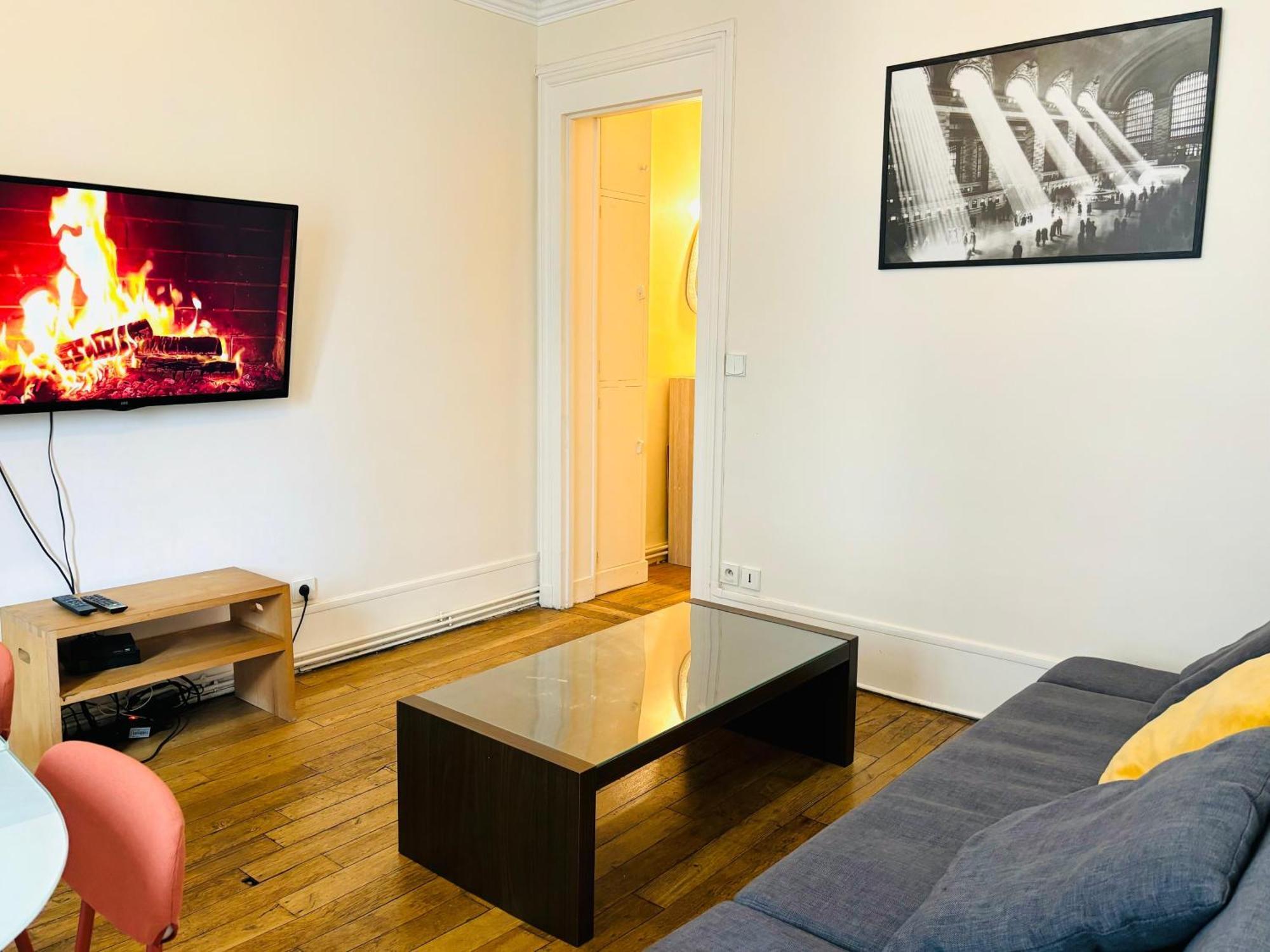 Appartement Tour Eiffel Chapu *